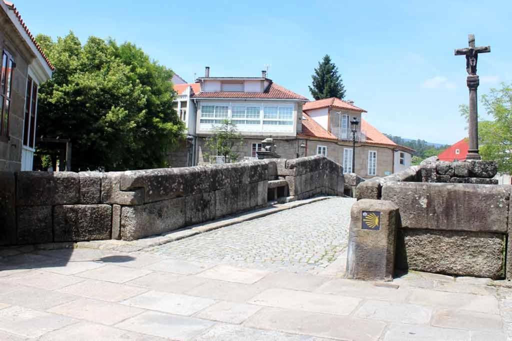 A Casa Do Latoneiro